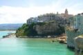 Vieste, la Perla del Gargano tra Leggenda e Mare Cristallino